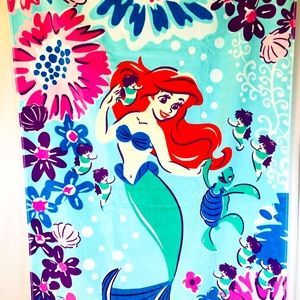 🌷Vera Bradley Ariel Floral Beach Towel Spring Break Little Mermaid